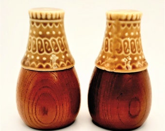 Mid Century Salt & Pepper Shakers... Teak Wood... Brown-Yellow Pottery... Modernist Cruet MCM