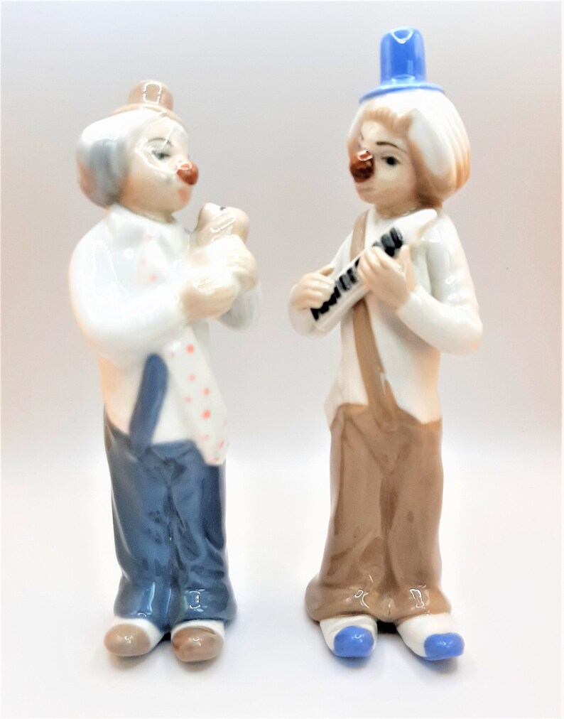 Pair Vintage Casades Clown Figurines... Spanish Porcelain... Repaired