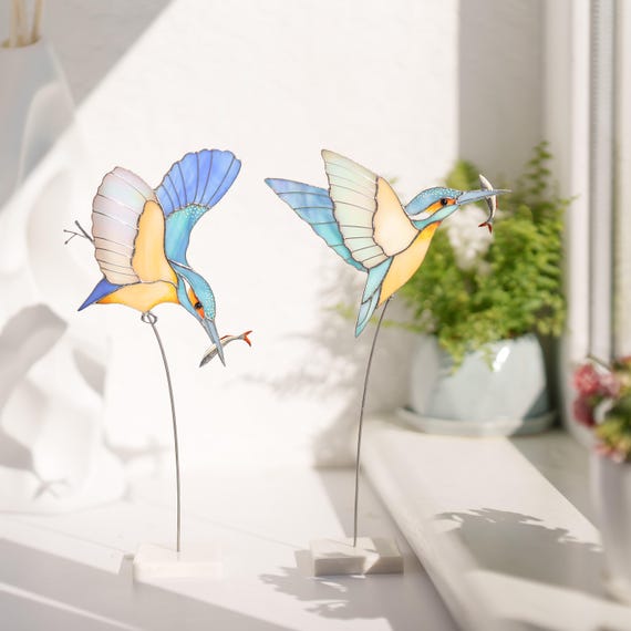 Stained Glass Kingfisher Table Decor, Fisherman Gift, Cottagecore Home Accent, Wildlife Bird Sculpture, Potted Plant Stake, Windowsill decor