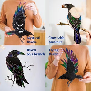 Wanddekoration aus Buntglas mit Eisvogelmotiv, handgefertigter Wandbehang, naturinspirierter Sonnenfänger, Geschenk für Vogelbeobachter, individuelle Vogelskulptur Bild 8