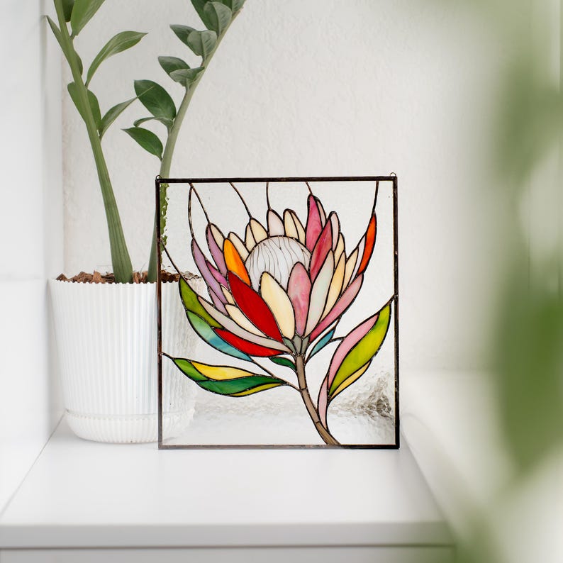 Puede incluir: Un juego de tres tazas de cer&aacute;mica con un acabado mate moteado. Cada taza presenta un color diferente: azul claro, crema y gris. Las tazas tienen un dise&ntilde;o simple y moderno y un asa c&oacute;moda.