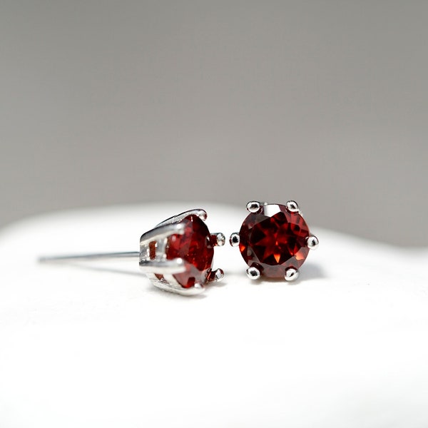 Sparkling, 5mm Genuine Natural Garnet Stud Earrings, 925 Sterling Silver Garnet Earrings, Deep Red Garnet Earrings, Gemstone Earrings