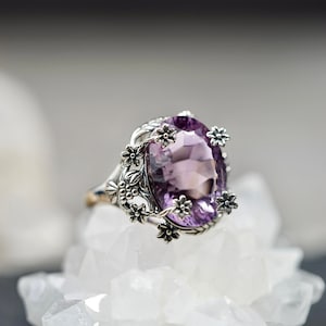 Vintage Style Amethyst Floral Ring: Adjustable Sterling Silver
