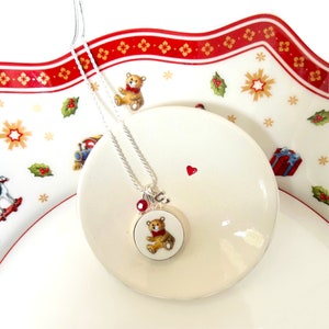 Joli collier ours en peluche fait main avec argent sterling et breloque initiale, cadeau d'anniversaire personnalisé bijoux en porcelaine brisée pour elle