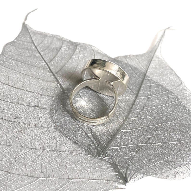 Belleek Shamrock Broken China Jewelry Ring handgemaakt van Iers porselein en sterlingzilver, klavertje vier sieraden verjaardagscadeau voor haar afbeelding 4