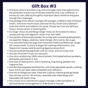 Puede incluir: Caja de regalo n.&ordm; 3 que incluye una taza de porcelana, pastillas, caramelos de jengibre, polvo de electrolitos, bolsitas de t&eacute; de hierbas, un soporte para bolsitas de t&eacute;, calcetines afelpados, b&aacute;lsamo labial, loci&oacute;n curativa, un mini ventilador y una m&aacute;scara para los ojos.