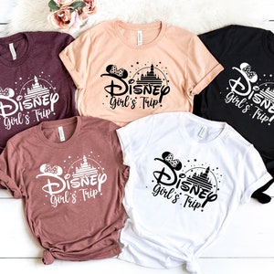 Chemise de voyage Disney Girls personnalisée, tee-shirt de vacances pour filles pour des aventures magiques, chemises de famille ou de groupe Disney assorties, souvenir Disneyland