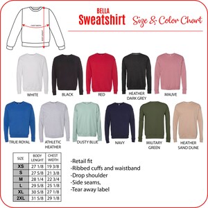 K&ouml;nnte beinhalten: Bella + Canvas Unisex Sweatshirt Gr&ouml;&szlig;en- und Farbtabelle. Die Tabelle zeigt die verschiedenen Gr&ouml;&szlig;en und Farben des Sweatshirts sowie die K&ouml;rperl&auml;nge und Brustweite in Zoll. Die Tabelle enth&auml;lt auch eine Beschreibung der Eigenschaften des Sweatshirts, wie z. B. die Retail-Passform, gerippte B&uuml;ndchen und Bund, fallende Schulter, Seitenn&auml;hte und abrei&szlig;bares Etikett.