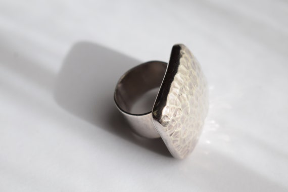 Vintage Modernist Sterling Silver Ring | Large Ch… - image 8