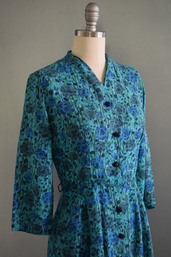 Vintage 1950s Floral Print Dress | 50s Shirtwaist… - image 3