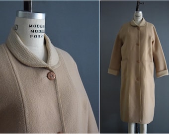 Vintage 1980s Beige Reversible Reine Wolle Mantel | 80er Jahre Beige Karierter Wollmantel | Wetherall Bubikragen 100% Wolle Langer Mantel | L