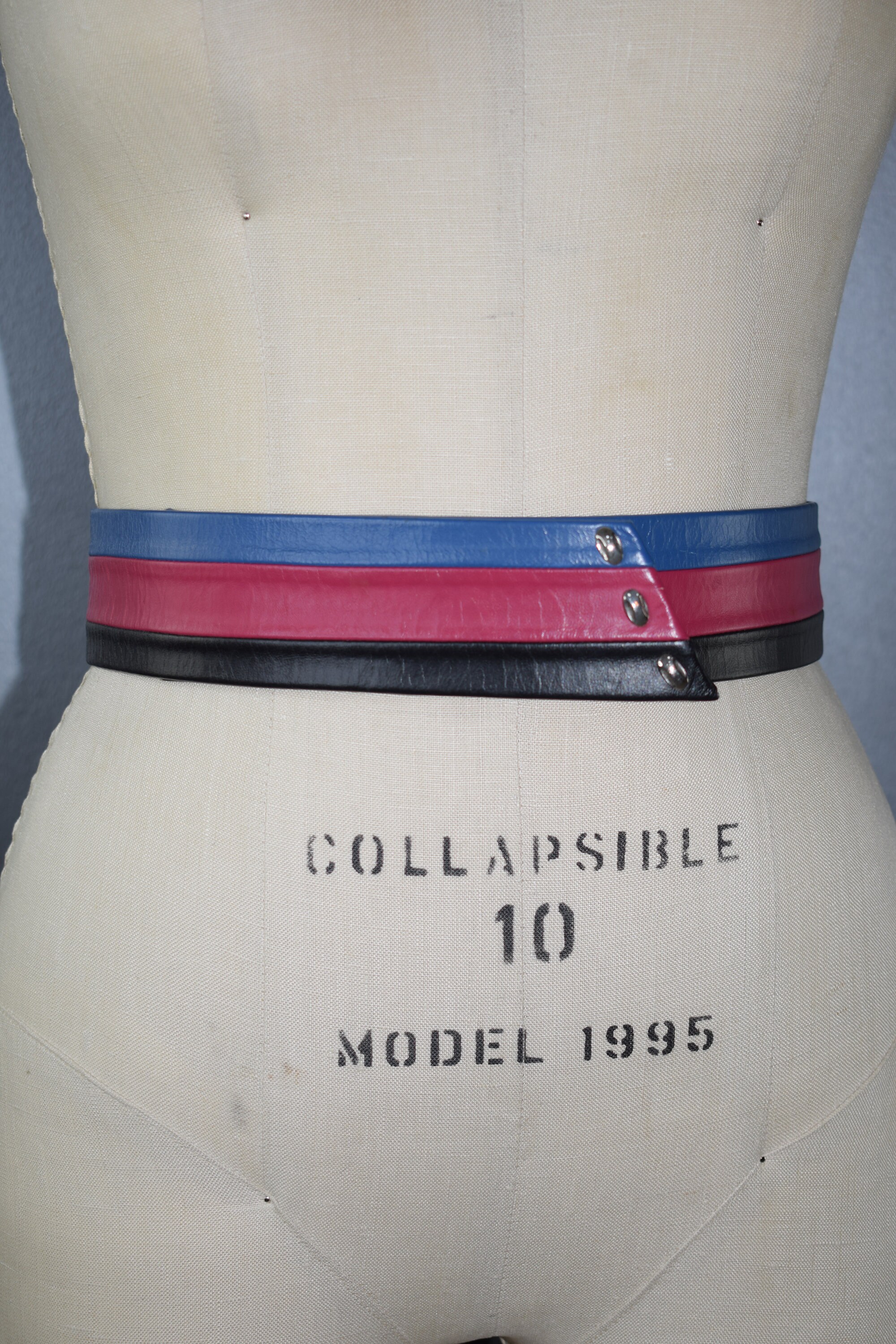Vintage 1980 display picture 1