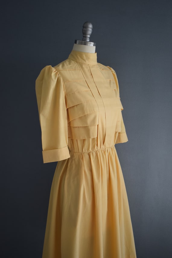 Vintage 1960's Mock Neck Dress with Puff Shoulder… - image 6