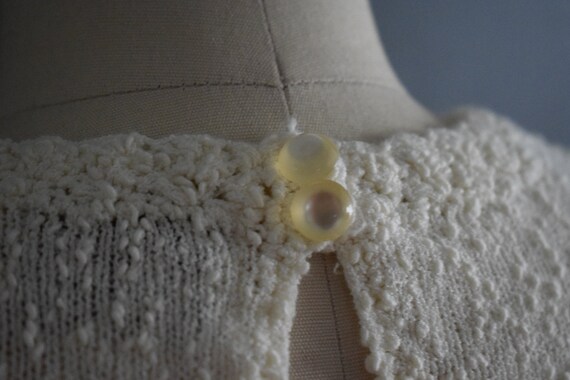 Vintage 1970s Creamy Knit Crochet Top | 1980s Cre… - image 9