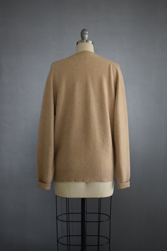 Vintage 1960s Creamy Beige Cashmere V-Neck Sweate… - image 8