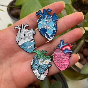 Anatomical Heart Enamel Pin Medical Badge for Doctors Nurses hat lapel pin funny Nursing Pin Healthcare Pins Gift for Her