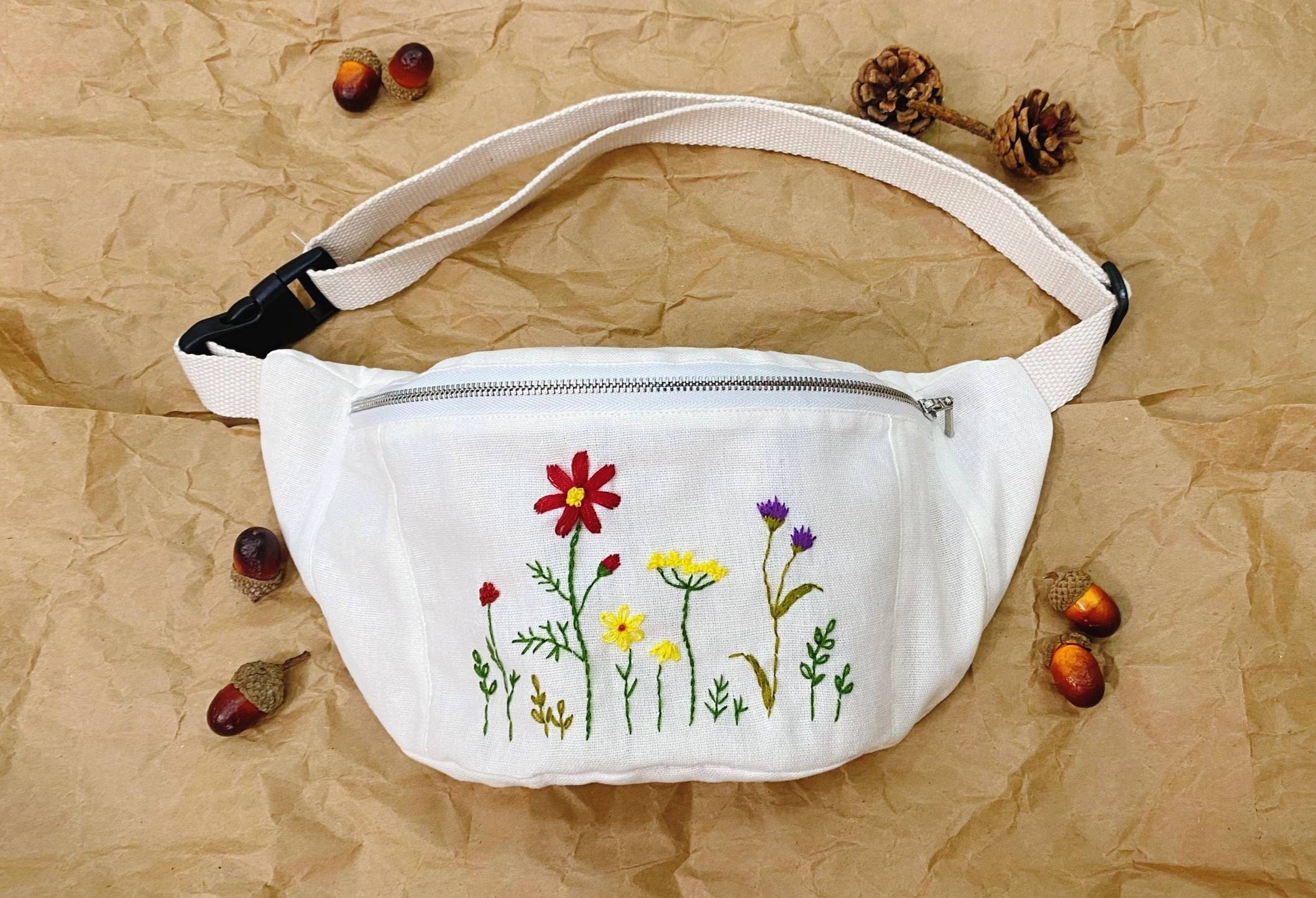 Sunflower floral Fanny Pack, Yellow Black Flower Pattern Boho Women Wa –  Starcove Fashion