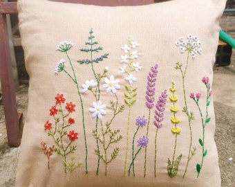 刺繍入りの素朴なリネン枕、手作りの野花クッション、リネン枕カバー