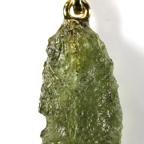 Pendant - natural moldavite, Au585 (14-karat gold), nice shape, made in Czech republic, moldavite size shops 19x8x6 mm, total weight 1.7 grams.