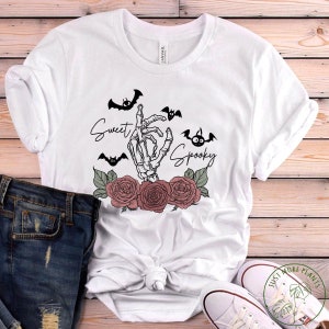 Camisa de flor, doce assustador, camisa de flores silvestres, presente de flor, design floral, flor fofa, presente de amante de flores