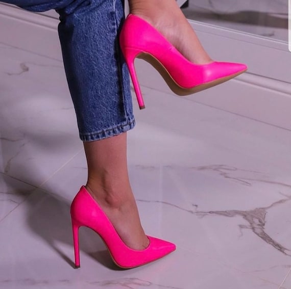 Woman Pink High Heel Shoes Stock Photo 1171400182 | Shutterstock