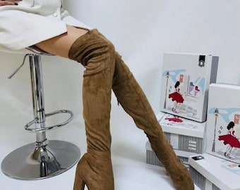Botas marrones de plataforma por encima de la rodilla: tacón de 16 cm, hechas a mano