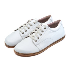 Mens White Leather Barefoot Sneakers: Wide Toe Lace-Up Shoes
