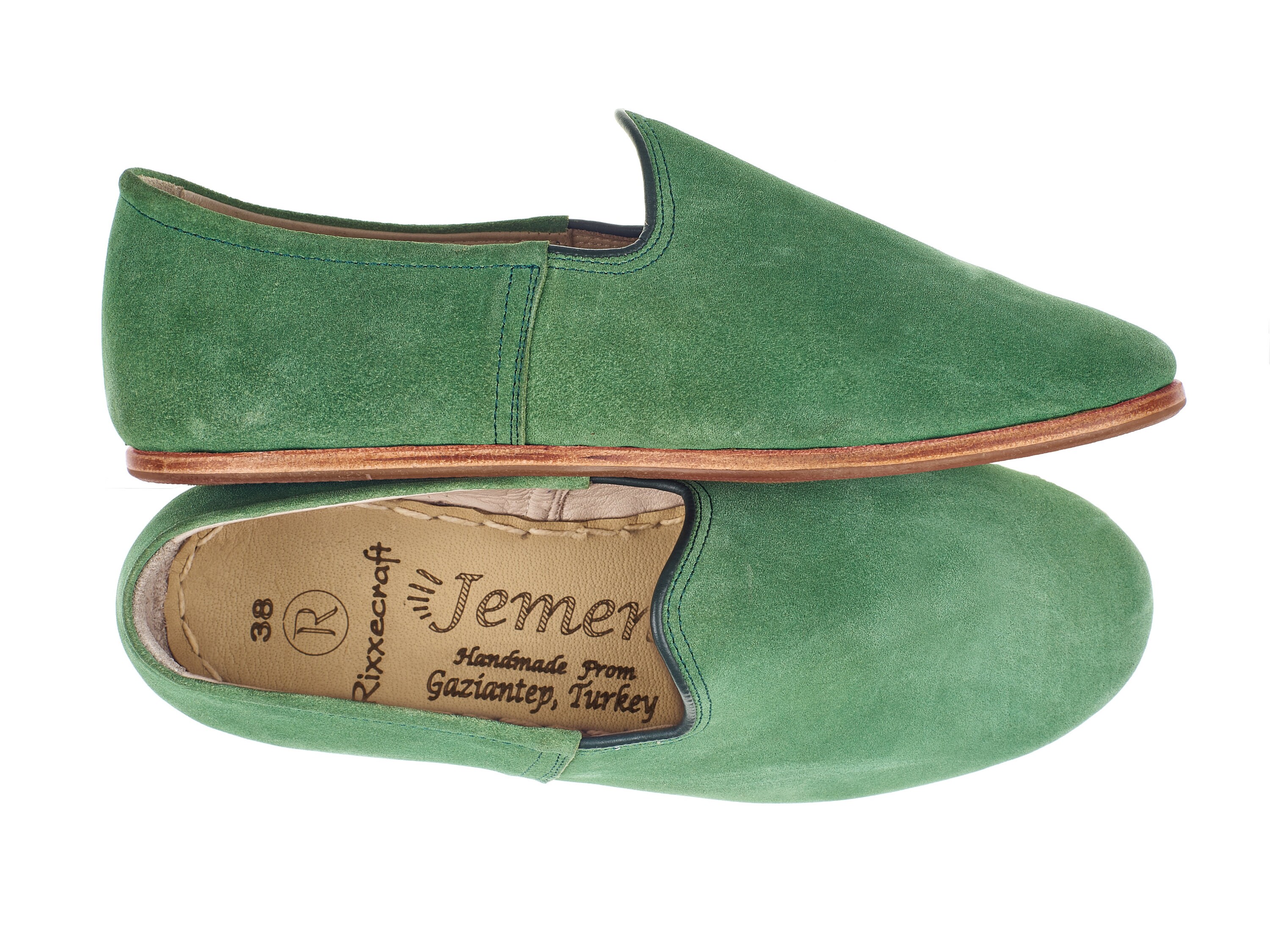 pretty green flat seam shoes