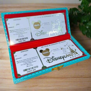 2 Disneyland Rubbel-Überraschungskarten, personalisierte Reise offenbaren Geschenk, magische Datum offenbaren, kundenspezifische Disney Urlaubsankündigung, Luxusbox