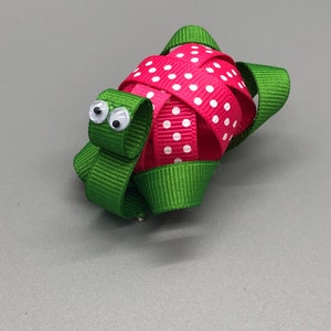 Turtle Bow Hair Clip, Turtle collection, Turtle theme, Girls birthday gift, Animal clips, Ribbon Sculpture Hair Clip