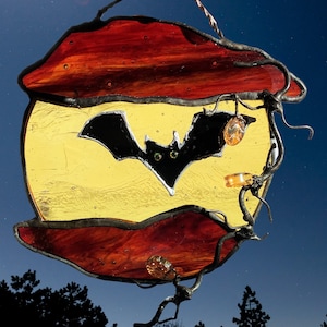 Spooky Bat Suncatcher, Halloween Bat Stained Glass Suncatcher, Hanging Bat Ornament, Halloween Window Hangings, Halloween Ideas Gift