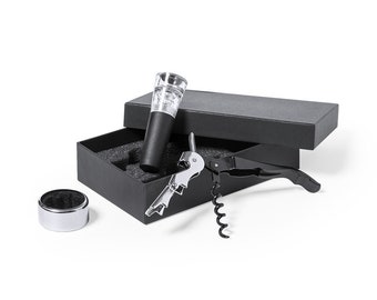 Wine accessories set