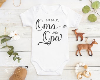 Baby Body Oma und Opa, Großeltern Schwangerschaftsverkündung, Babybody aus Bio-Baumwolle, Langarmbody & Kurzarmbody in Weis