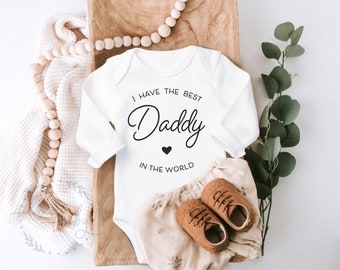 Baby Body PAPA • I have the best Daddy in the world • Geschenk für Papa zur Geburt, Weihnachten oder zum Vatertag • Babybody mit Spruch