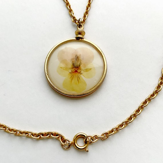 Vintage Pressed Pansy Flower Encased Locket Style… - image 5