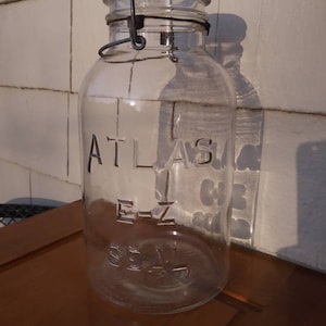 Vintage Atlas E-Z Seal Mason Jar with Glass Lid