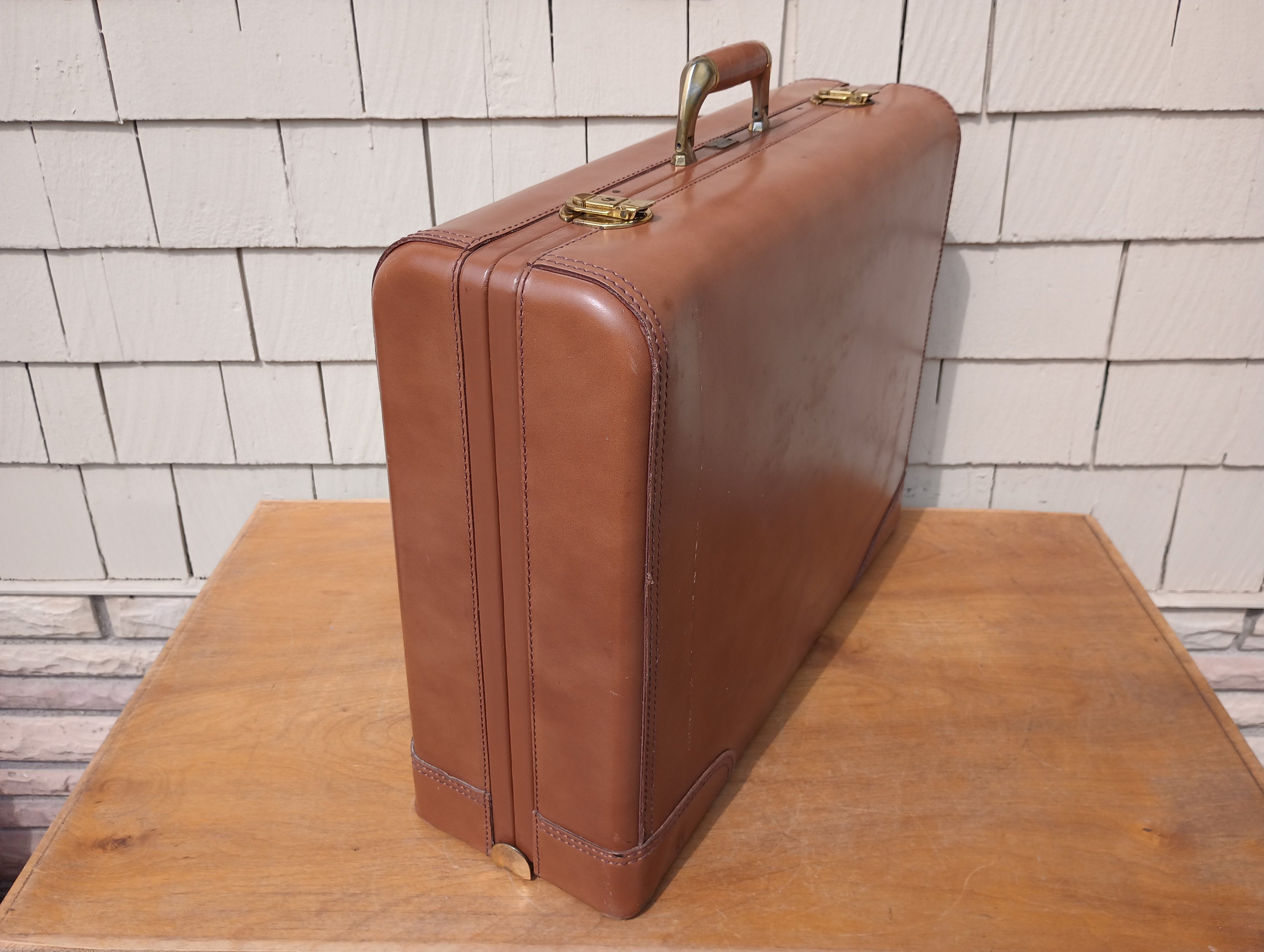 Suitcase - Vintage Brown Leather Platt Guardsman