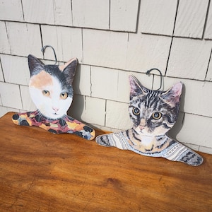 Two Vintage Cat Coat Hangers - Annie Reinhart - Etsy