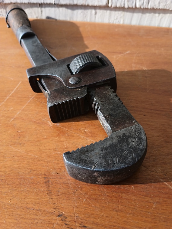 Vintage Pipe Wrench - Stillson - Made by Moore Drop Forging