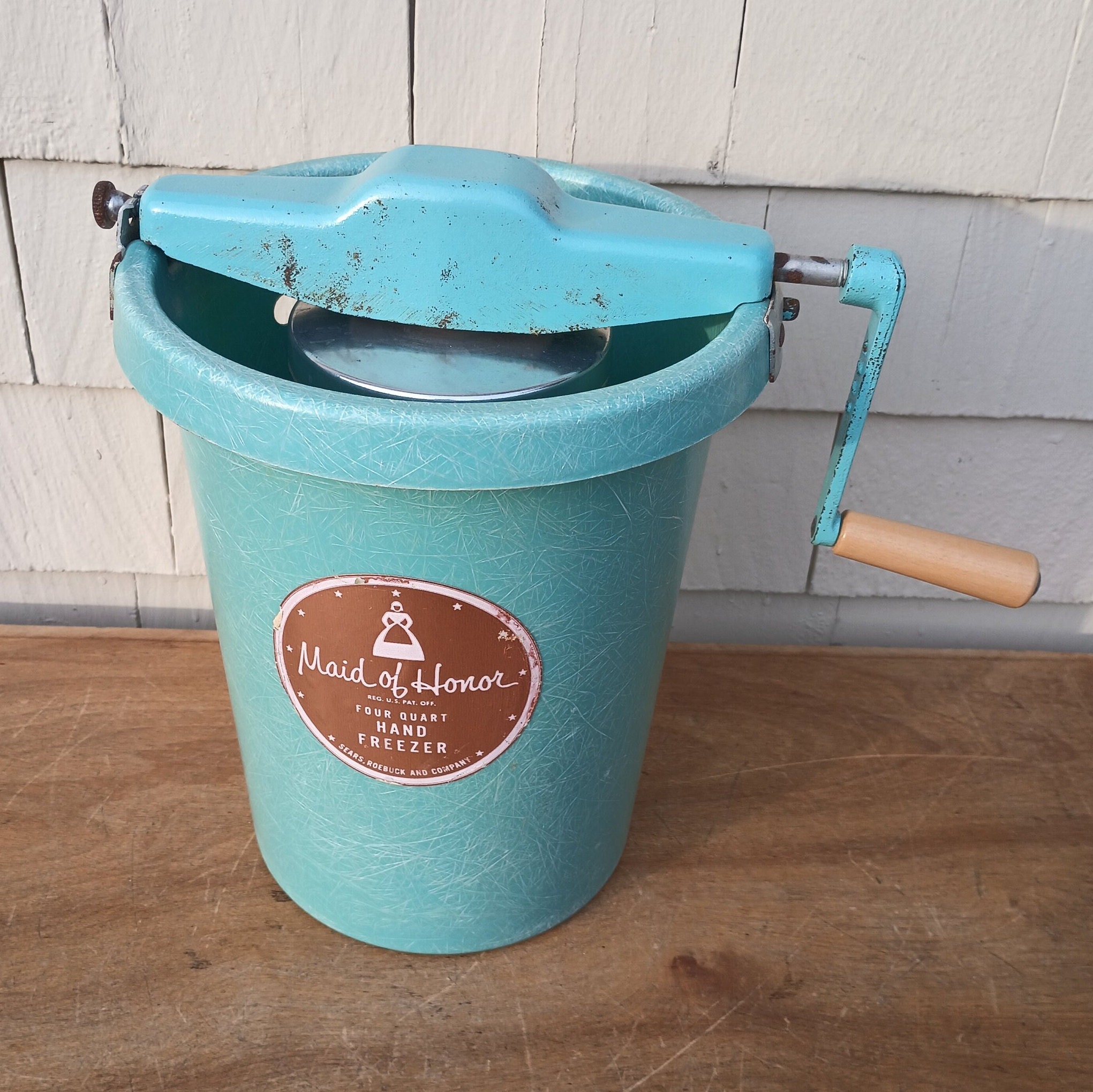 Vintage Ice Cream Maker Maid of Honor sears 4 Quarts Great Color