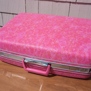 Vintage Samsonite Silhouette Pink Suitcase Australia