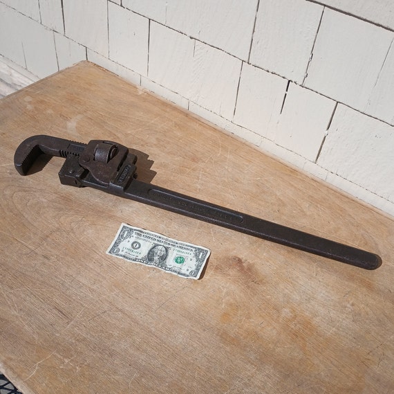Vintage Adjustable Pipe Wrench - 24 Inch - Trimont Manufacturing