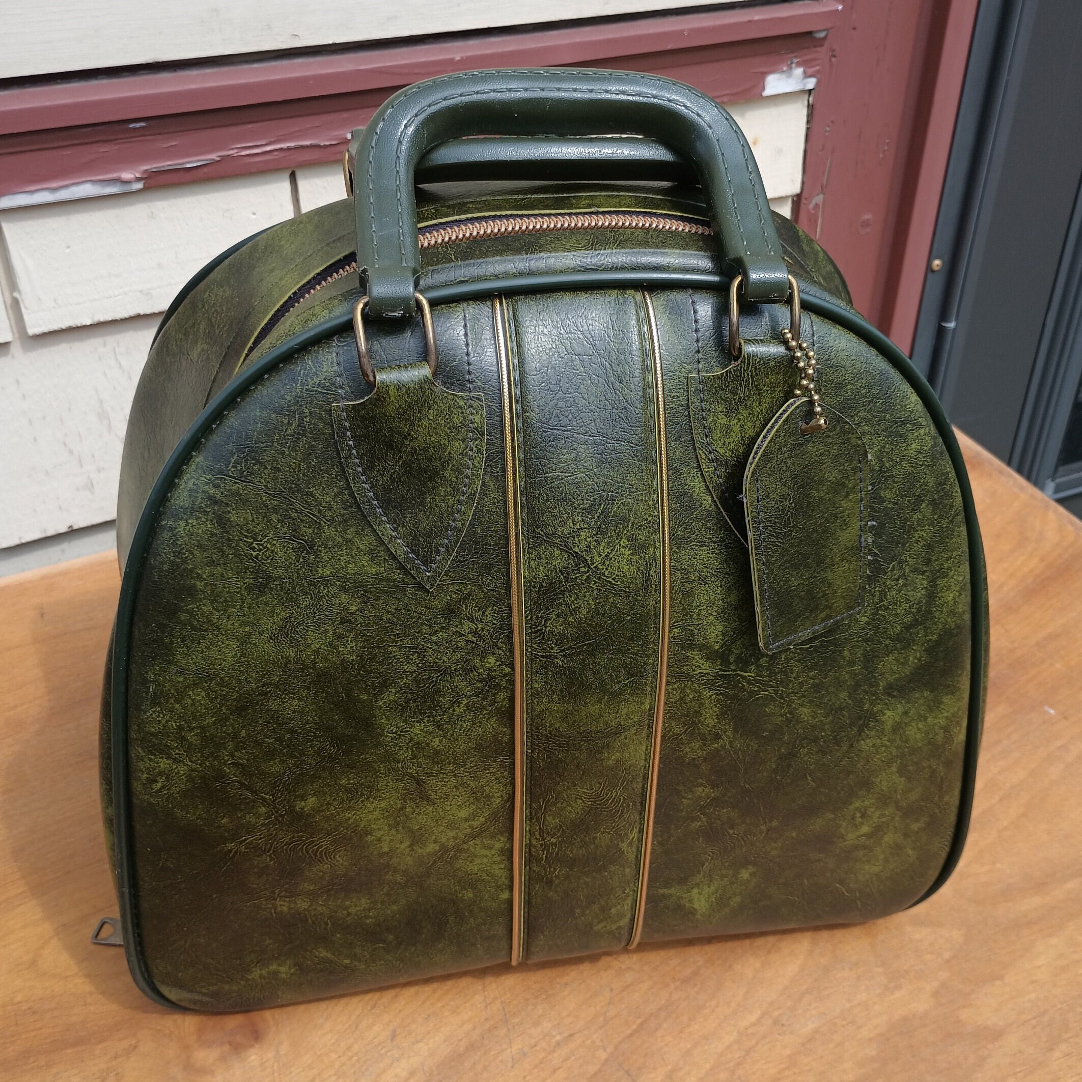 Vintage Green Bowling Ball Bag, Sporting Goods, Vintage Bags, Bowling  Accessories