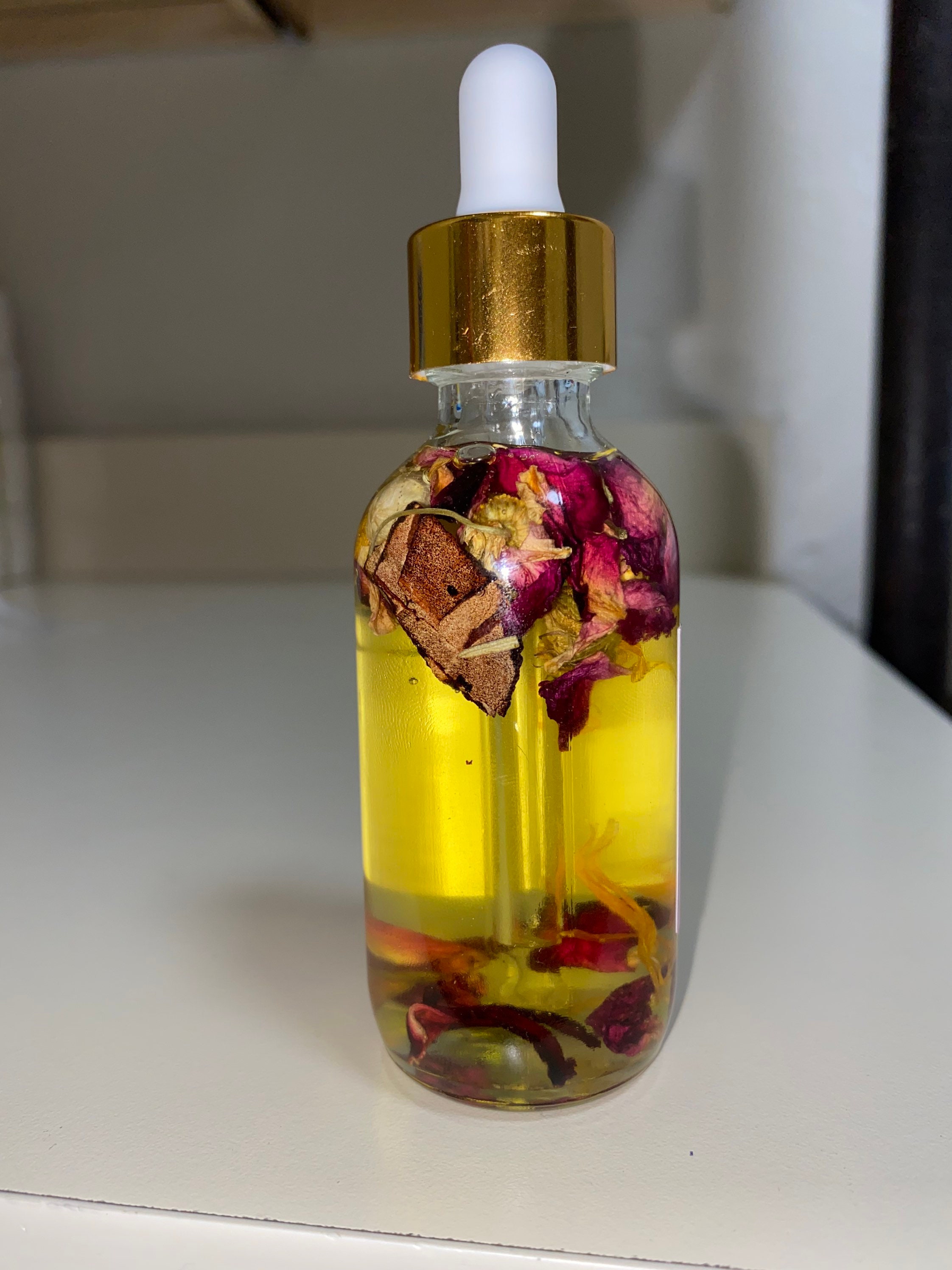 Lip Gloss - Yoni Oil