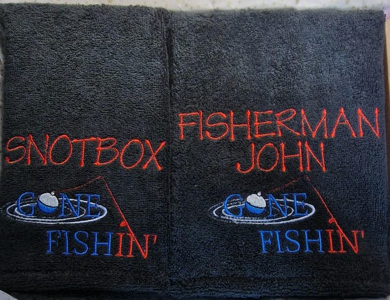 Personalized Fishing Towel: Embroidered Angler Gift with Carabiner