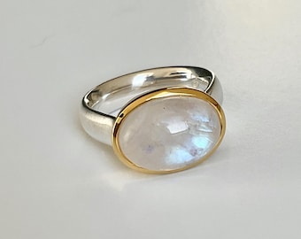 Moonstone ring, silver, partially gold-plated, bicolor