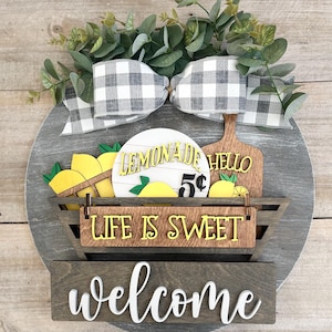 Interchangeable Basket Door Hanger: Welcome Sign, 15/18/20&quot; Round