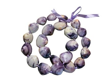 Purple White Clam Shell Hawaiian Lei 30-inches