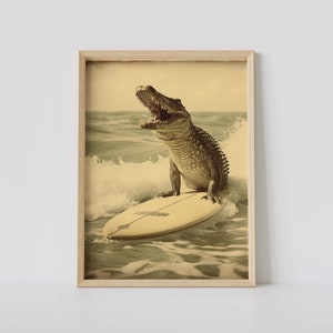Gator Surfing / Stile fotografico / Decorazione costiera / Arte murale sulla spiaggia / V2 / Poster verticale / 5x7, 11x17, 18x24