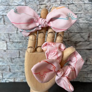 Summertime Scrunchie with bow. | Sun scrunchie.